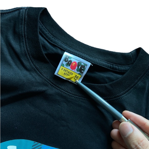 Bape Graffiti Check T-Shirt Size M - Picture 3 of 3
